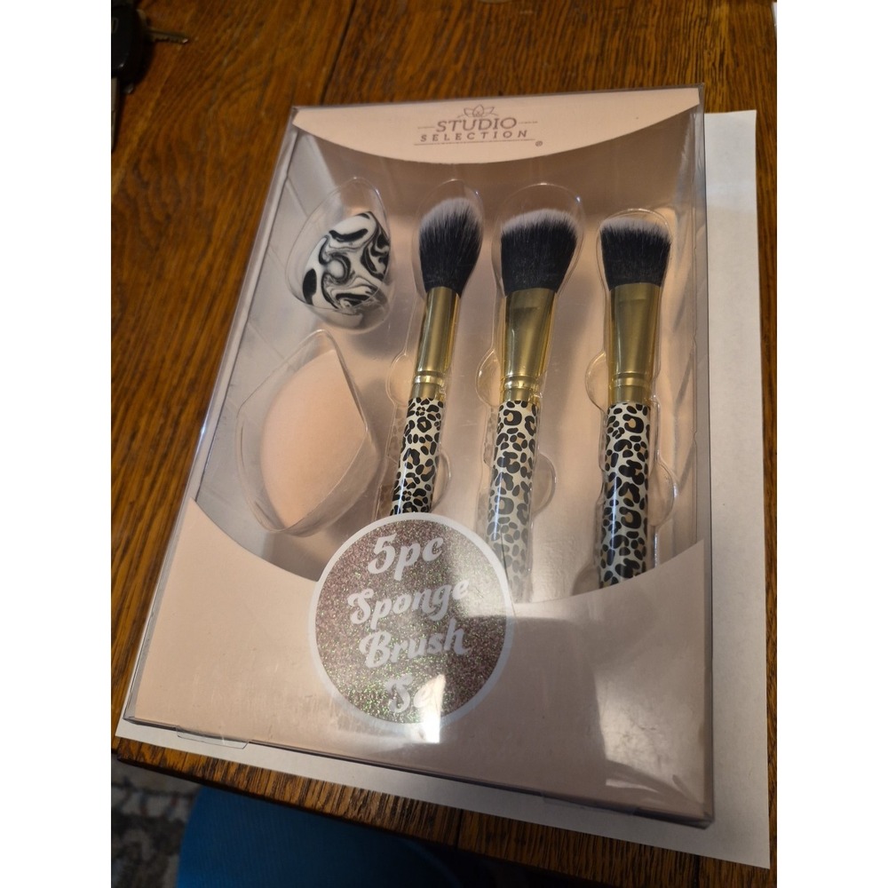 Brand New Studio Selection 5pc~Sponge Brush Set~Leopard Print/ Rose Gold Gift